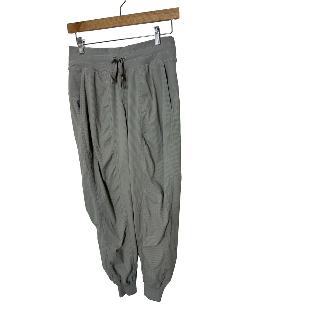 Lululemon Dance Studio Mid-Rise Jogger Pants Grey Silver Women Size 6 Active